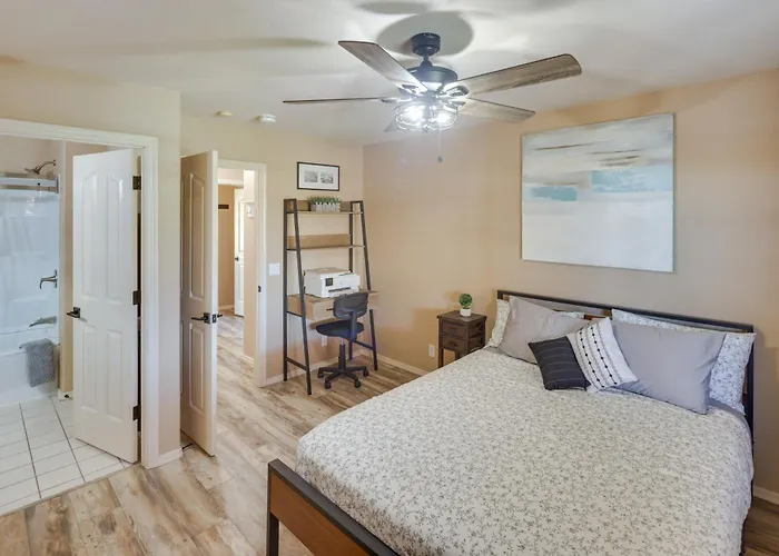 Lovely Bullhead Retreat W/ Pool And Hot Tub *