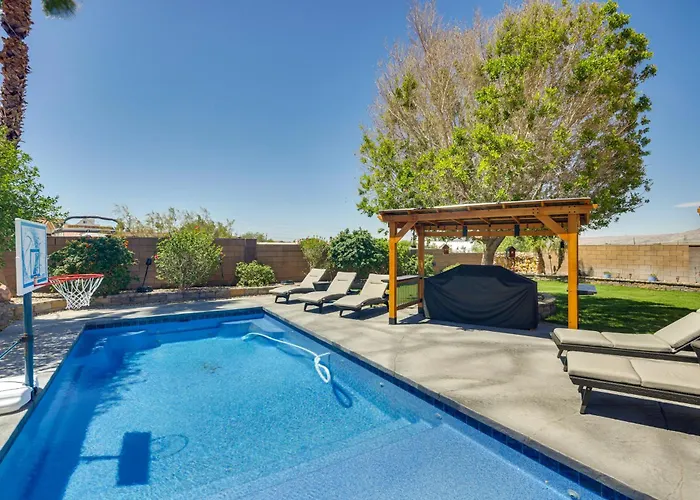 Lovely Bullhead Retreat W/ Pool And Hot Tub